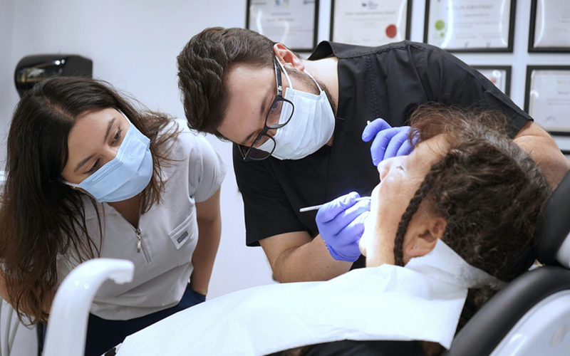 Dental implant mentorship training at Fusion Implant Dentistry